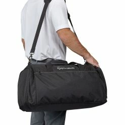 TaylorMade Performance Golf Medium Duffle Bag -Deals Golf Headcovers Store taylormade 2020 performance medium golf duffle bag person holding